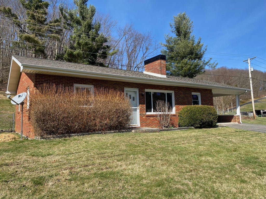 1131 Green Valley Road Lebanon, VA 24266 - Photo 18 of 26 Gallery Image 18