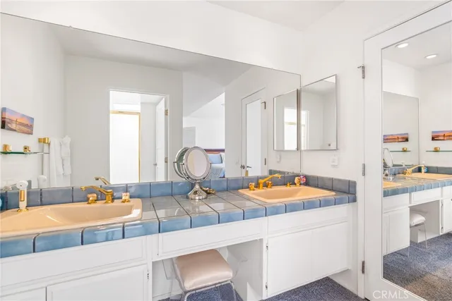 a view of entryway with stairs