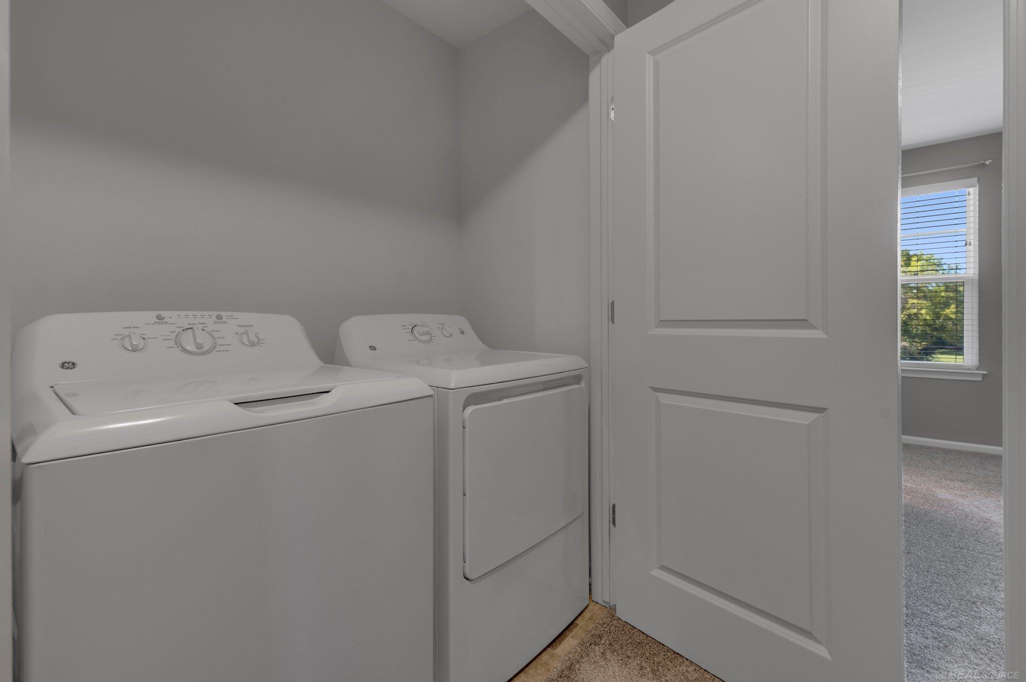 474 North Wixom Road Wixom, MI 48393 - Photo 23 of 29 50157823-cd8216f1-75c2-49af-8477-7b835963aee1.JPG