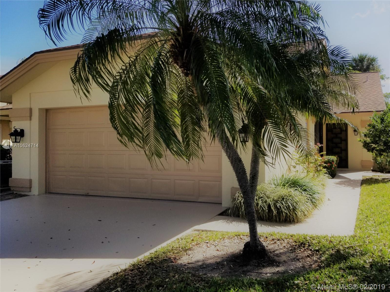 108 Ridge Road Jupiter, FL 33477 - Photo 1 of 14