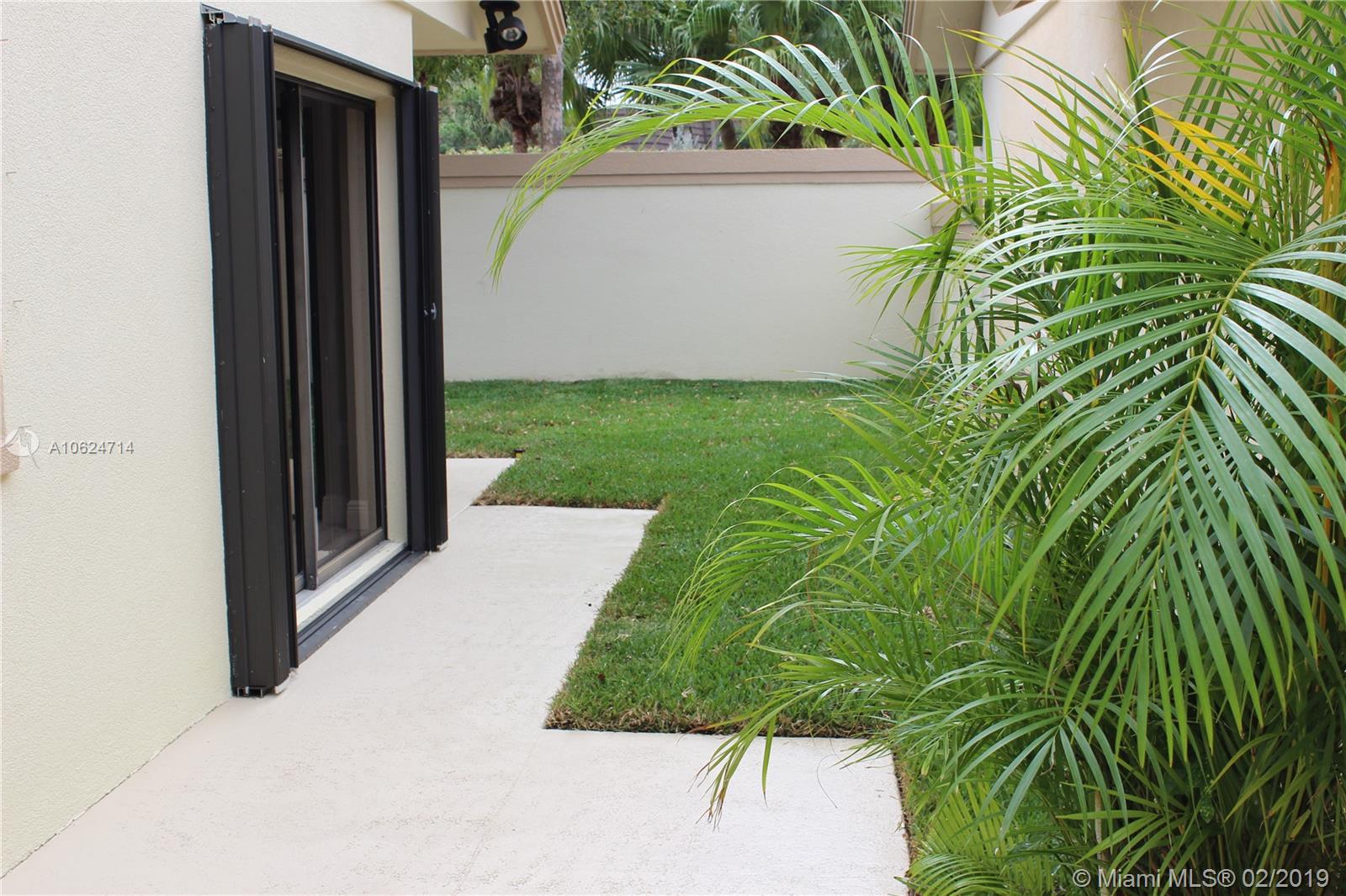 108 Ridge Road Jupiter, FL 33477 - Photo 12 of 14