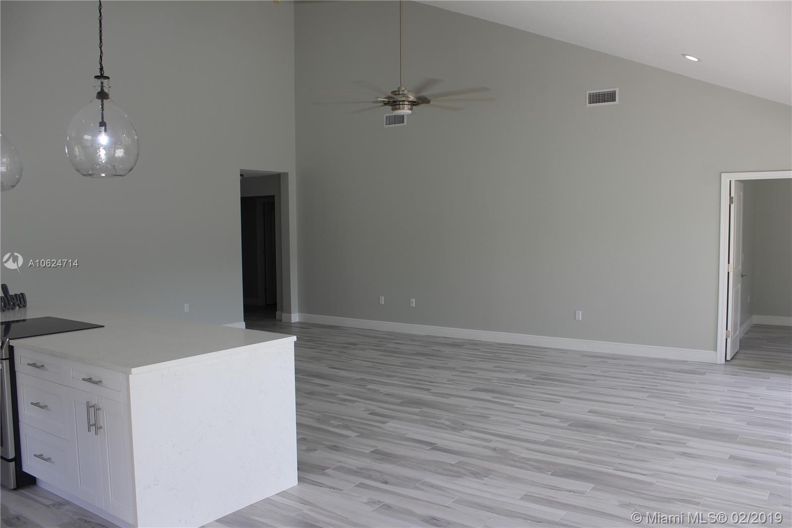 108 Ridge Road Jupiter, FL 33477 - Photo 3 of 14