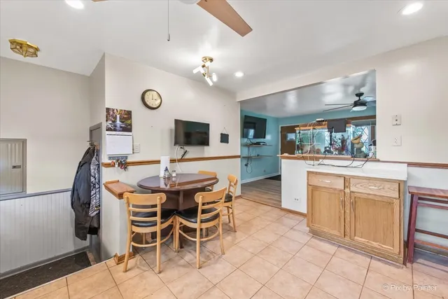 $365,000 | 539 Rose Avenue, Addison, IL 60101