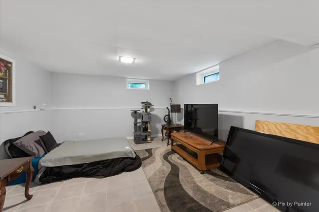 $365,000 | 539 Rose Avenue, Addison, IL 60101