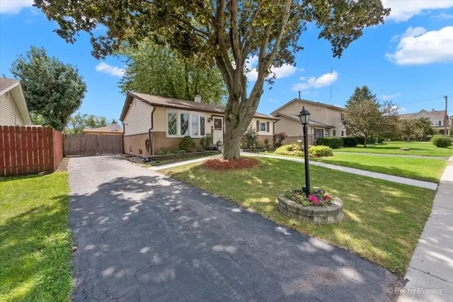 $365,000 | 539 Rose Avenue, Addison, IL 60101