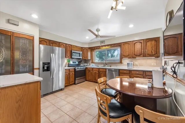 $365,000 | 539 Rose Avenue, Addison, IL 60101