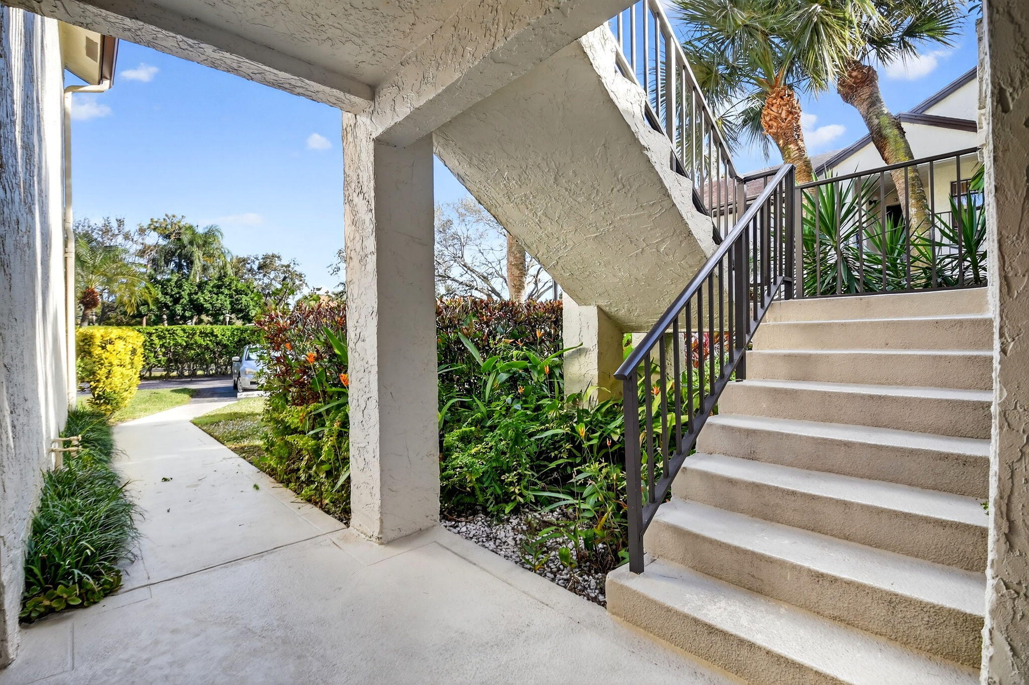 3227 Perimeter Drive Greenacres, FL 33467 - Photo 3 of 57 3-web-or-mls-DSC_5872