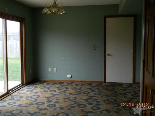 630 Wyss Ridge Drive Fort Wayne, IN 46819 - Photo 3 of 15 Gallery Image 3