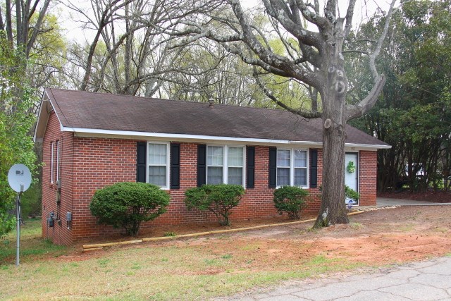 902 Bowden Road Anderson, SC 29626 - Photo 2 of 29 Gallery Image 2