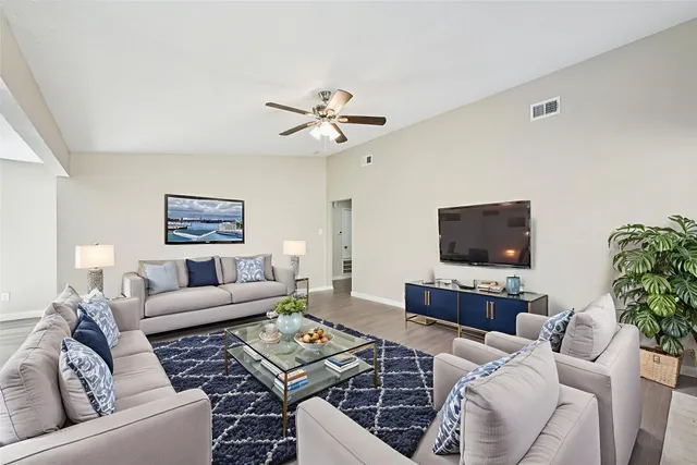 $255,000 | 6315 Dellfern Drive, Houston, TX 77035