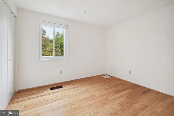 $3,000 | 19407 Battleridge Way, Gaithersburg, MD 20886