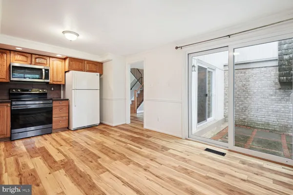 $3,000 | 19407 Battleridge Way, Gaithersburg, MD 20886