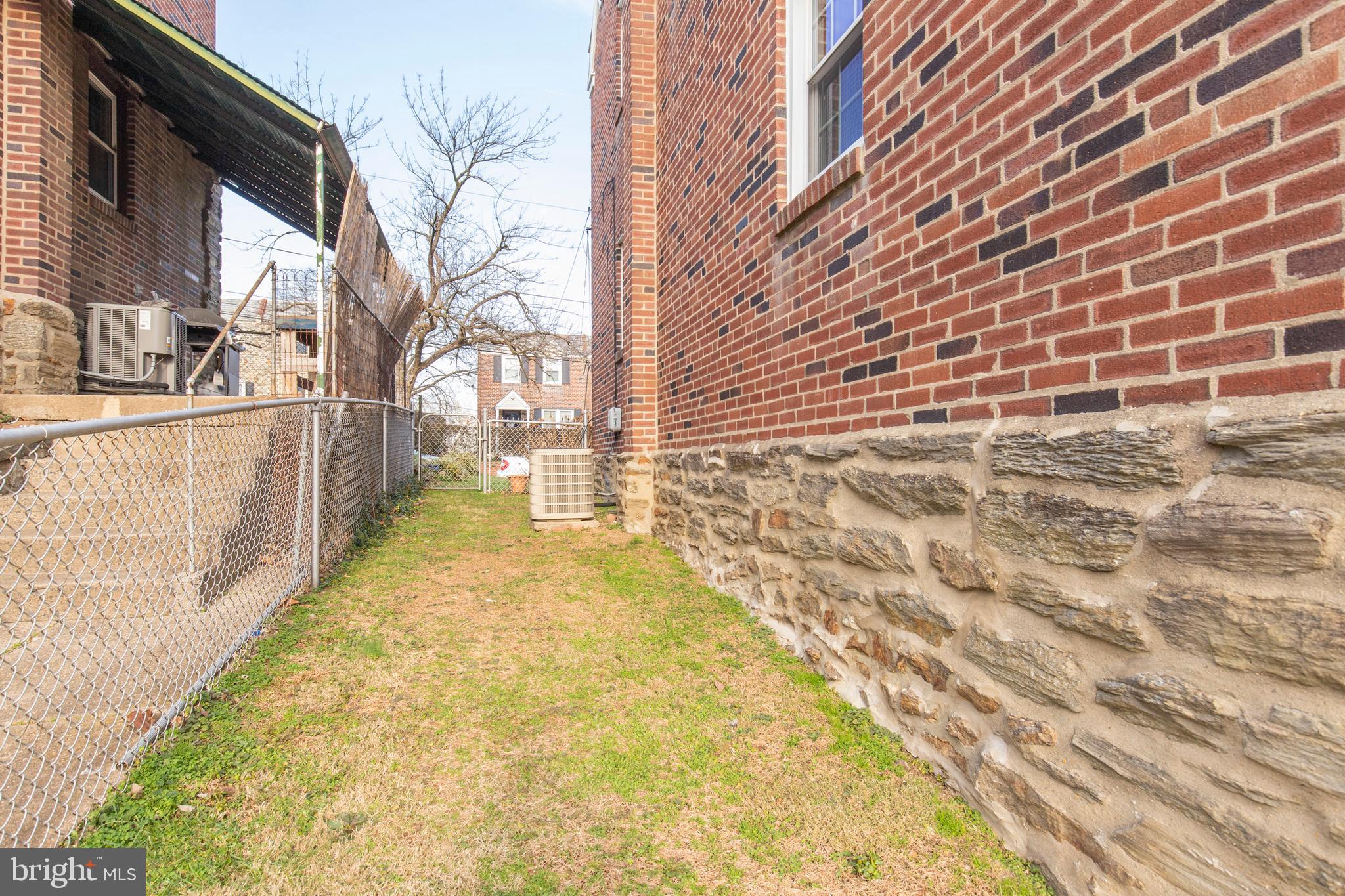 4042 Lasher Road Drexel Hill, PA 19026 - Photo 3 of 38 Gallery Image 3