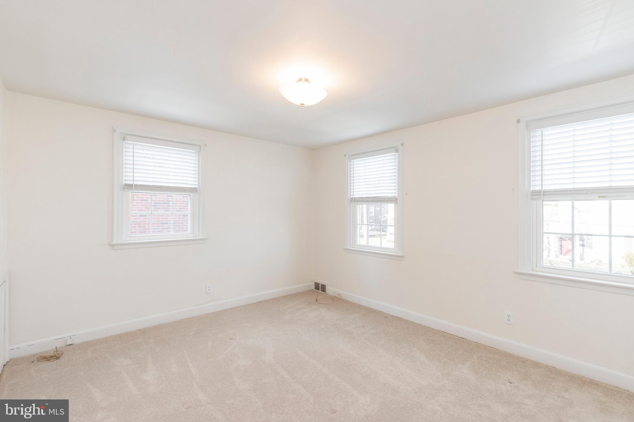 4042 Lasher Road Drexel Hill, PA 19026 - Photo 23 of 38 Gallery Image 23