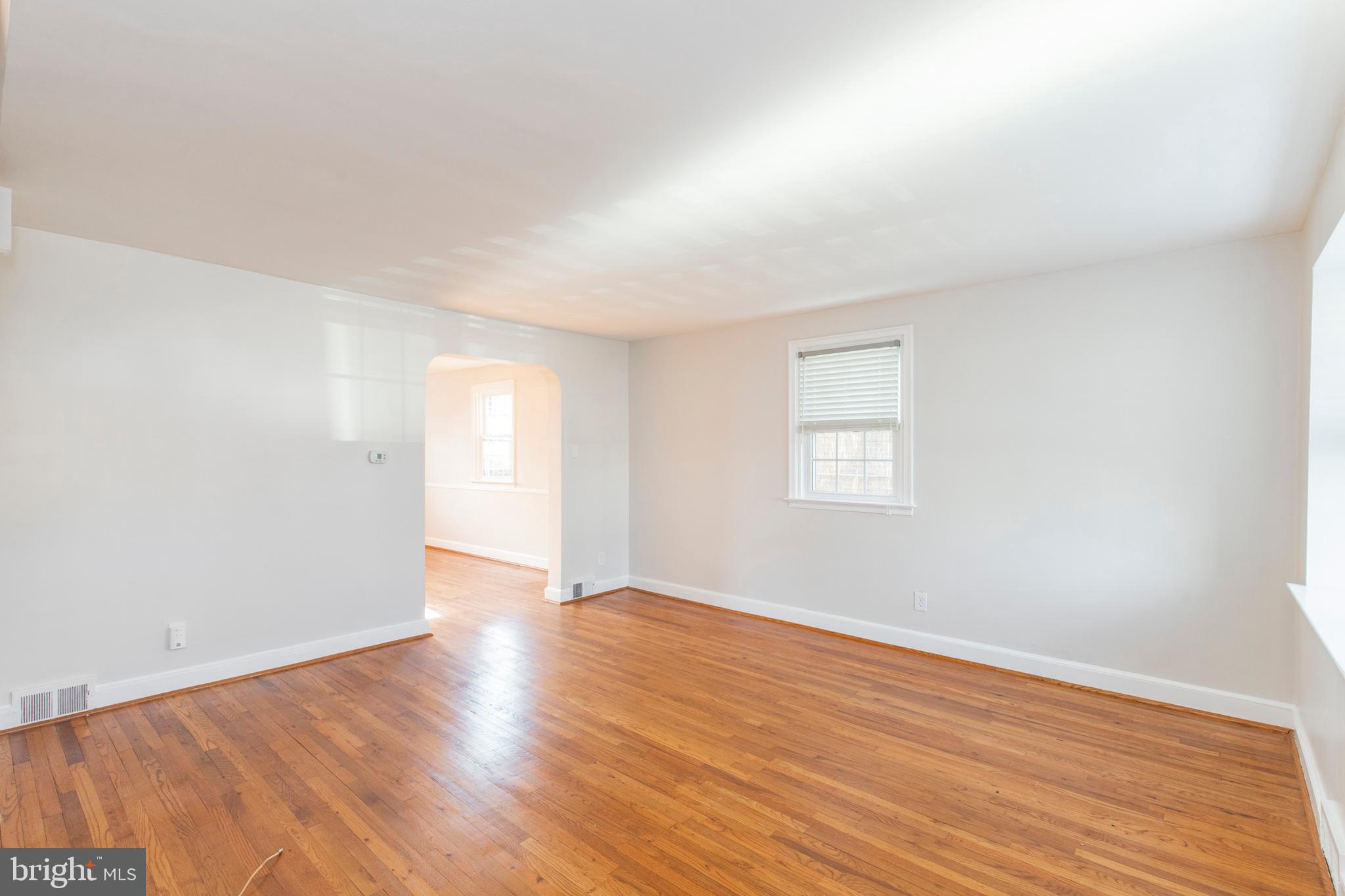 4042 Lasher Road Drexel Hill, PA 19026 - Photo 4 of 38 Gallery Image 4
