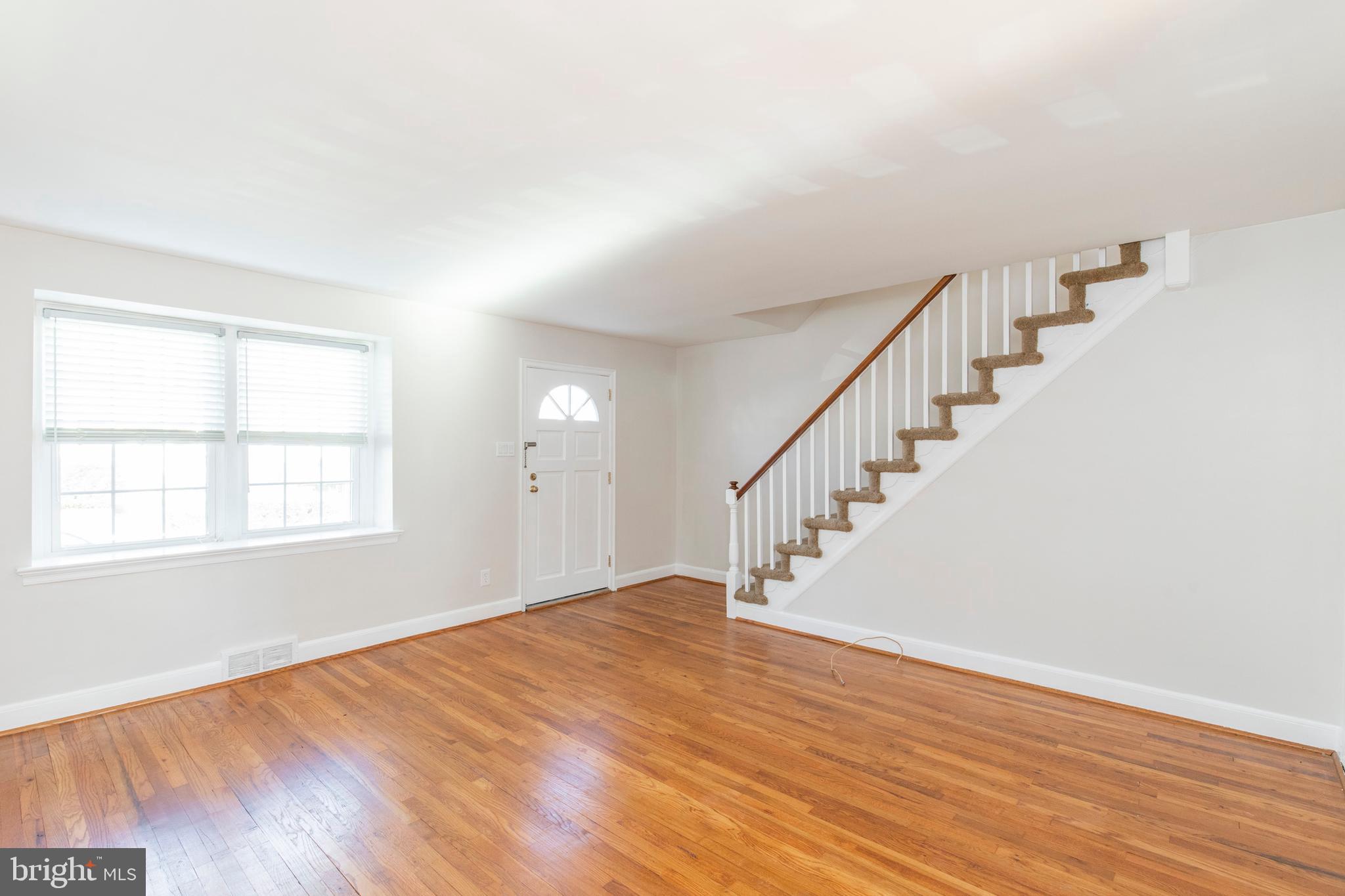 4042 Lasher Road Drexel Hill, PA 19026 - Photo 6 of 38 Gallery Image 6