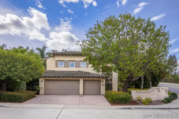 $1,345,000 | 987 Calle De Lepanto, Escondido, CA 92025