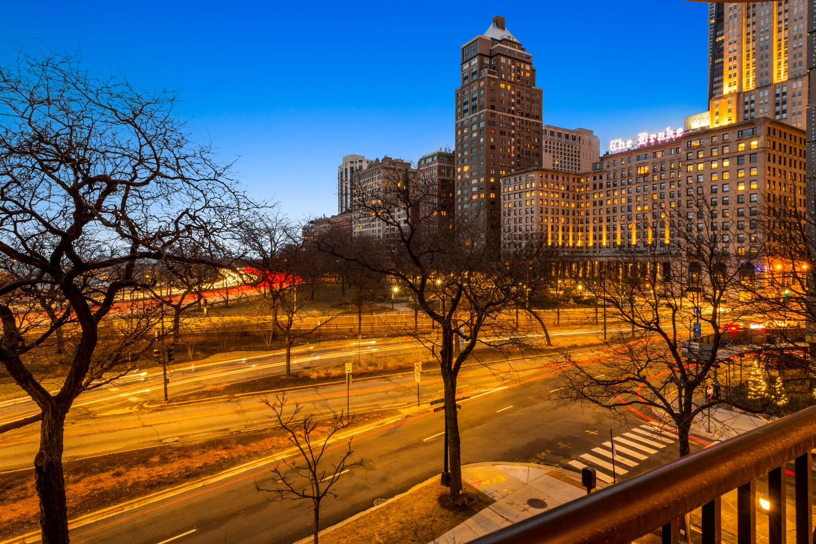1040 North Lake Shore Drive, Unit 4A Chicago, IL 60611 - Photo 39 of 43 a view of a yard with an outdoor space