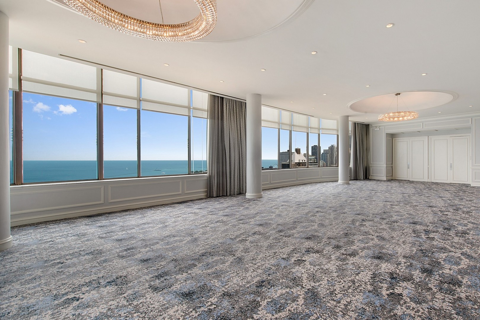 1040 North Lake Shore Drive, Unit 4A Chicago, IL 60611 - Photo 42 of 43 a view of an empty room and window