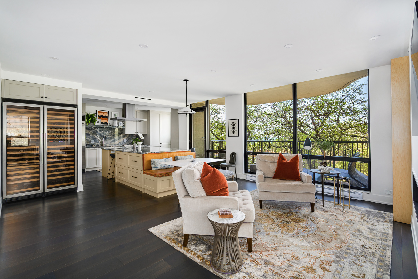1040 North Lake Shore Drive, Unit 4A Chicago, IL 60611 - Photo 7 of 43 a living room with furniture and a large window