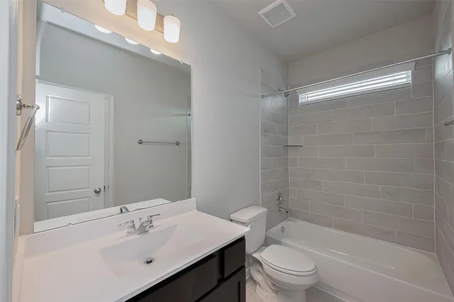 $273,318 | 461 Long Br Drive, Dayton, TX 77535