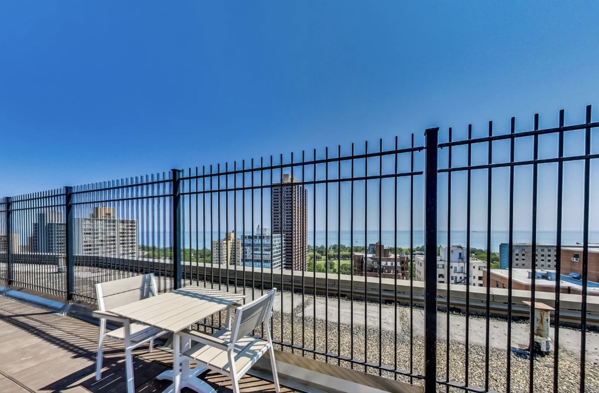 2930 North Sheridan Road, Unit 806 Chicago, IL 60657 - Photo 19 of 22