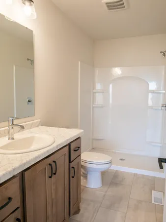 $499,999 | 10109 Concord Drive, Horace, ND 58047