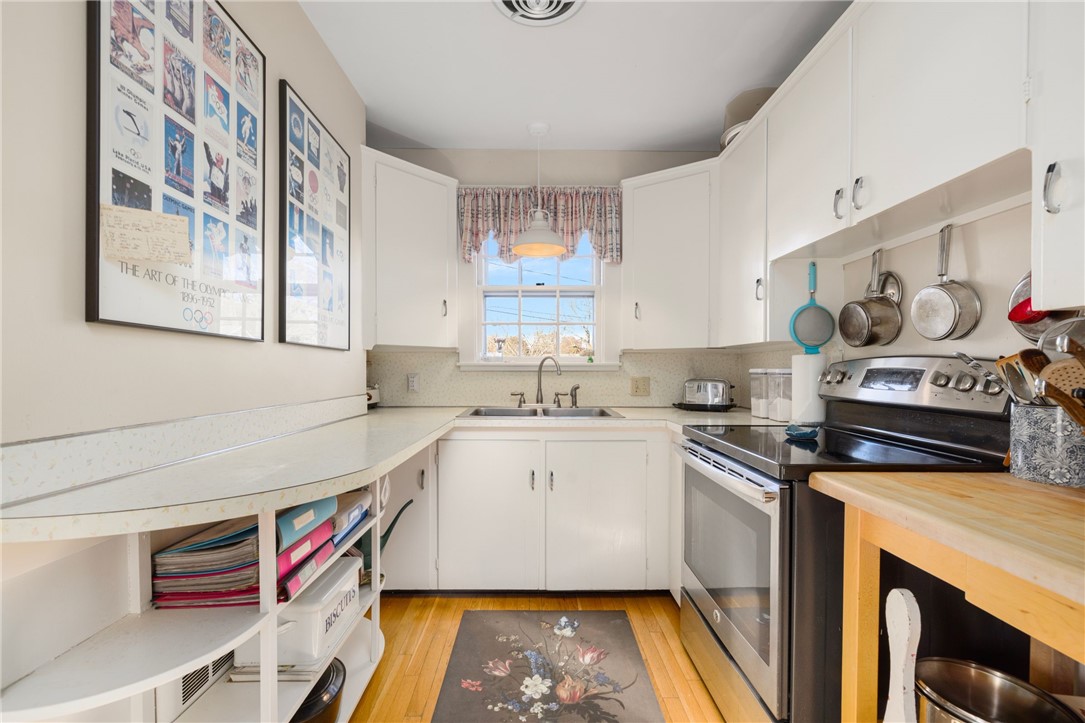 9 White Terrace Middletown, RI 02842 - Photo 26 of 50