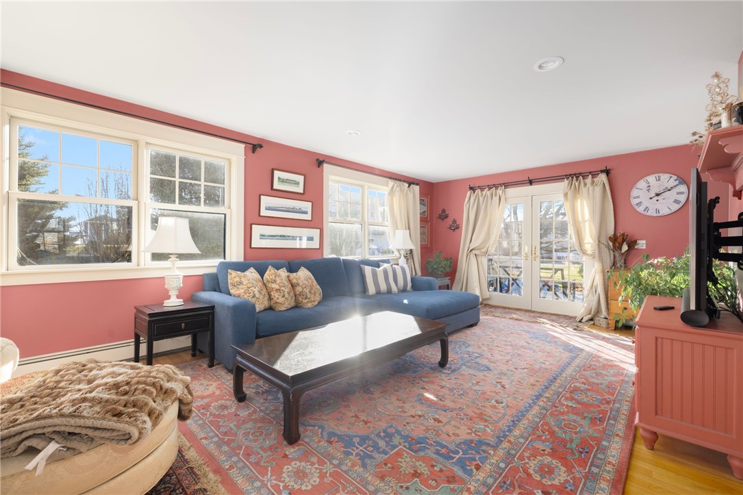 9 White Terrace Middletown, RI 02842 - Photo 30 of 50