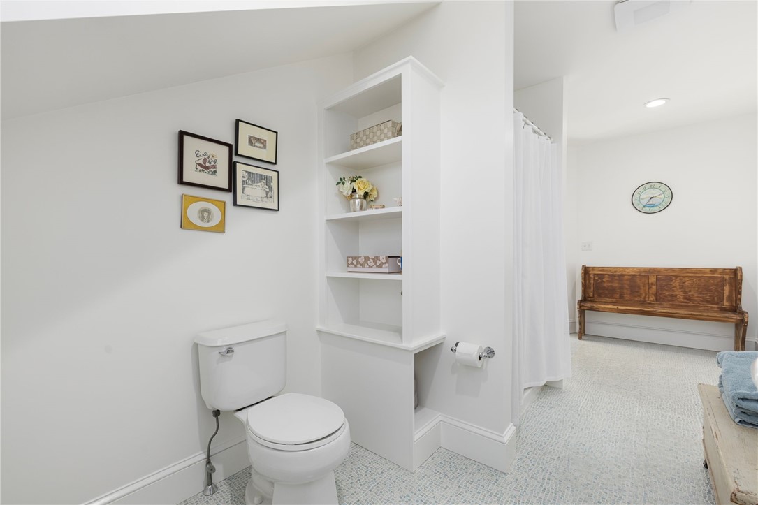 9 White Terrace Middletown, RI 02842 - Photo 40 of 50