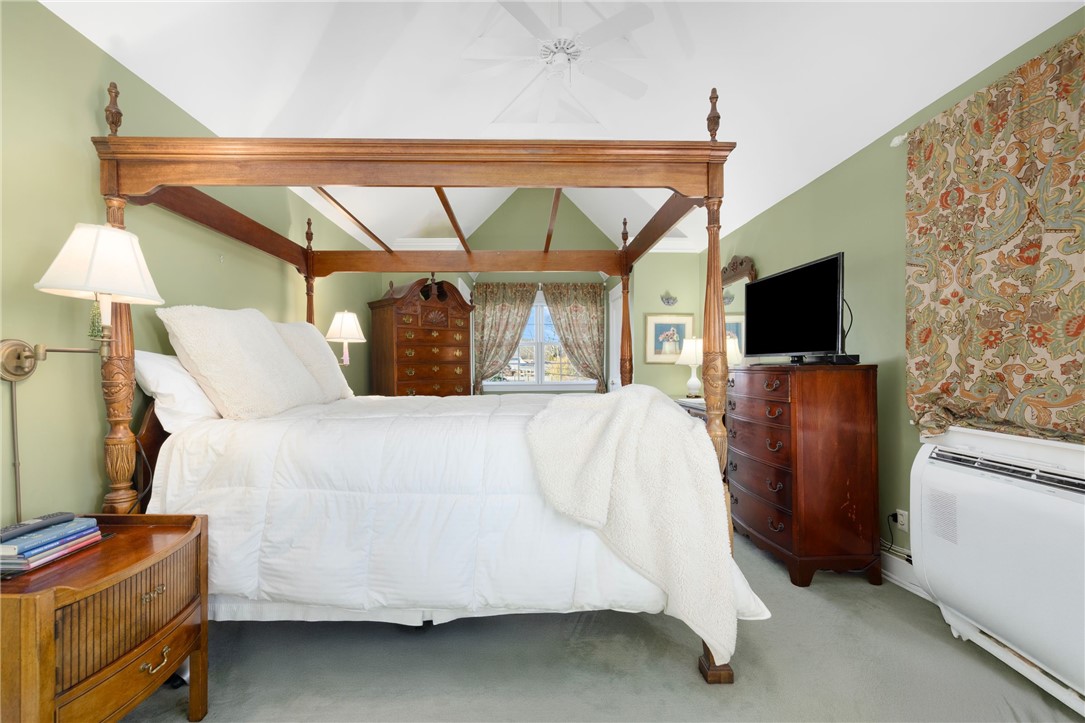 9 White Terrace Middletown, RI 02842 - Photo 42 of 50