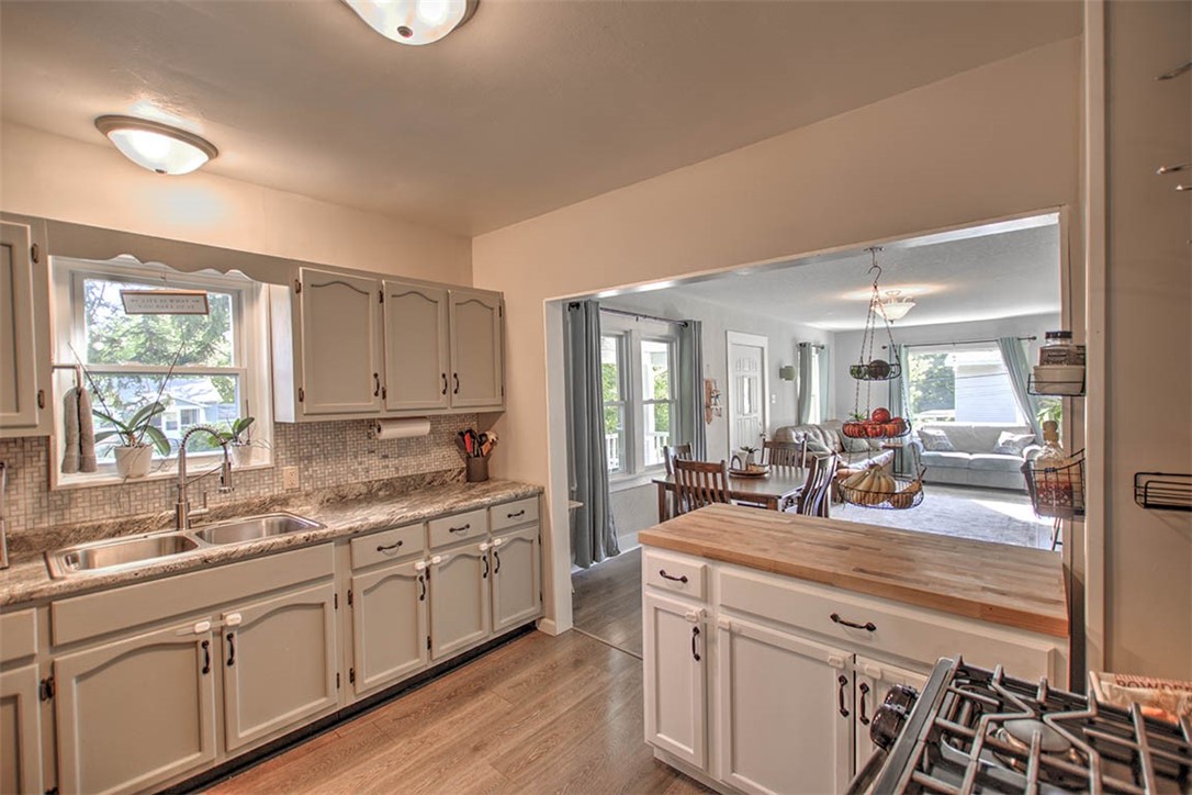 4080 Bayview Drive Decatur, IL 62521 - Photo 9 of 24 Gallery Image 9