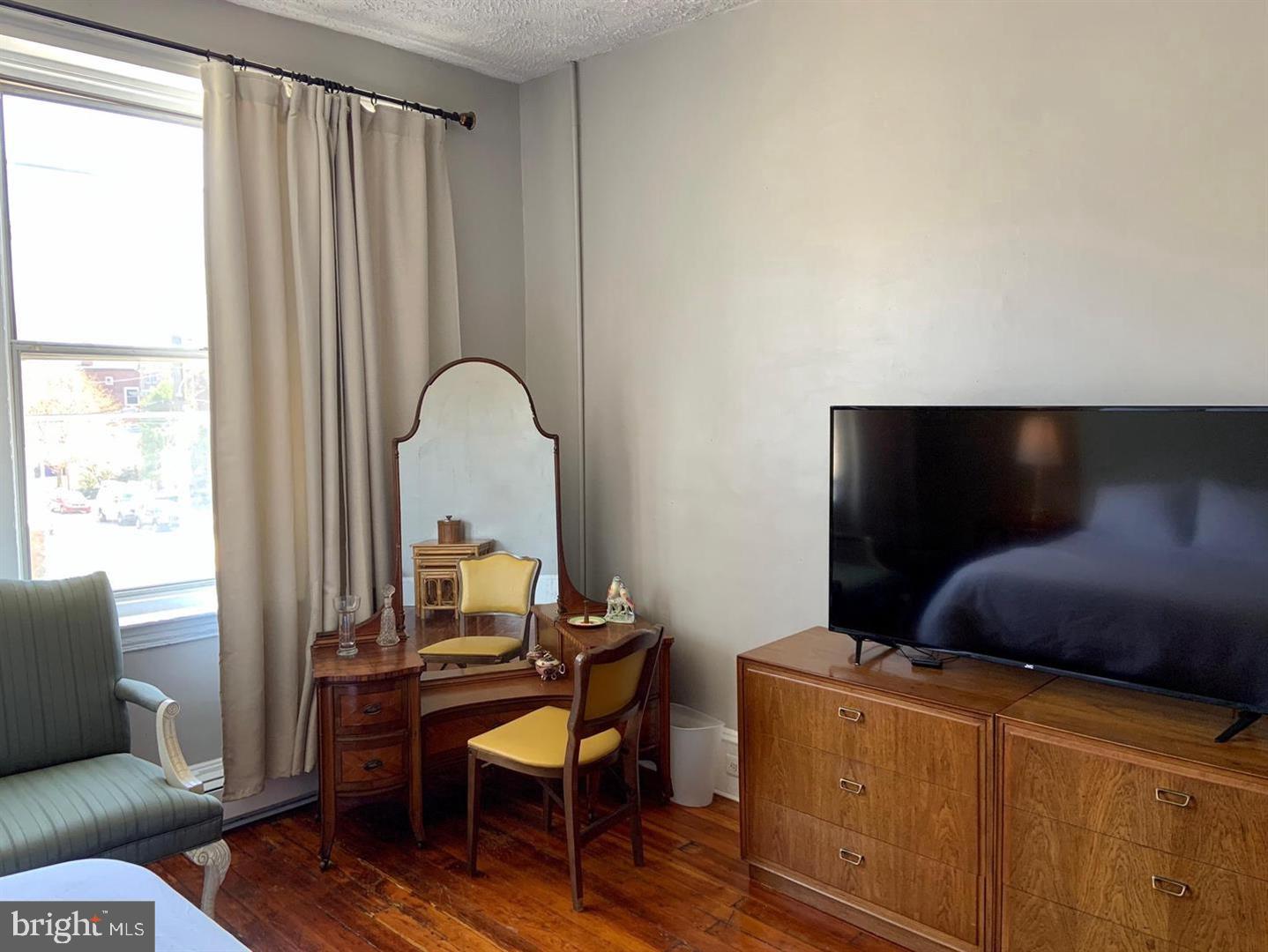 4913 Warrington Avenue, Unit 2 Philadelphia, PA 19143 - Photo 15 of 15 Bedroom
