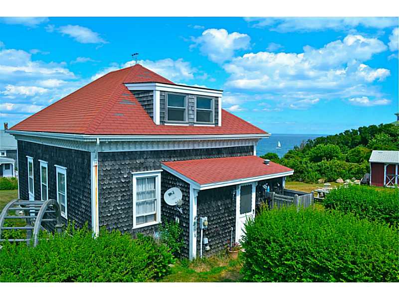 305 Southeast Ext Road Block Island, RI 02807 - Photo 1 of 11 Exterior Front.