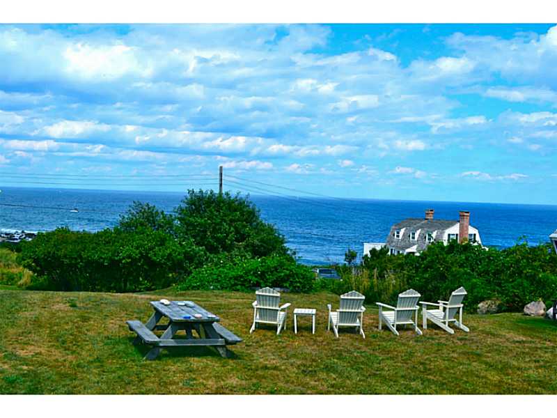 305 Southeast Ext Road Block Island, RI 02807 - Photo 6 of 11 View.