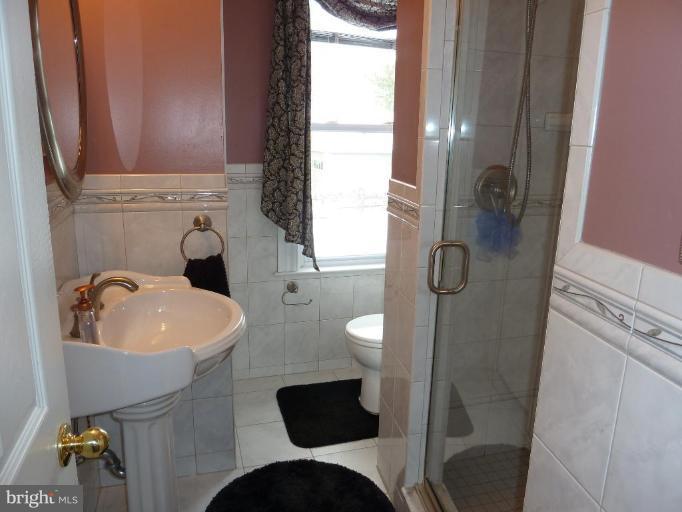 3116 Northwind Road Parkville, MD 21234 - Photo 13 of 27 Bath #1