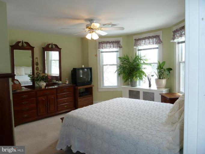 3116 Northwind Road Parkville, MD 21234 - Photo 3 of 27 Master Bedroom
