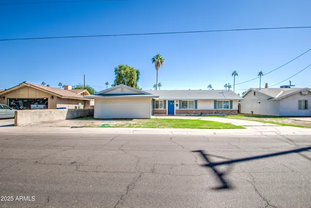 a view of a house with a outdoor space