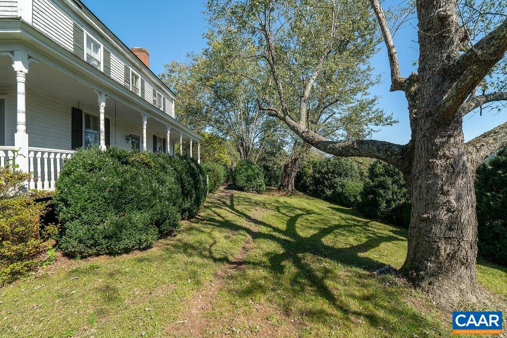 748 Findlay Mountain Road Shipman, VA 22971 - Photo 8 of 55 Gallery Image 8