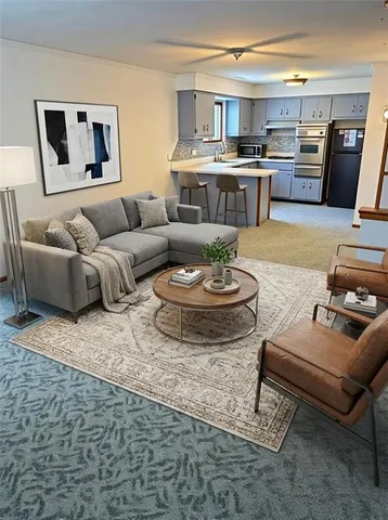 $165,000 | 863 Scenery Drive, Elizabeth, PA 15037