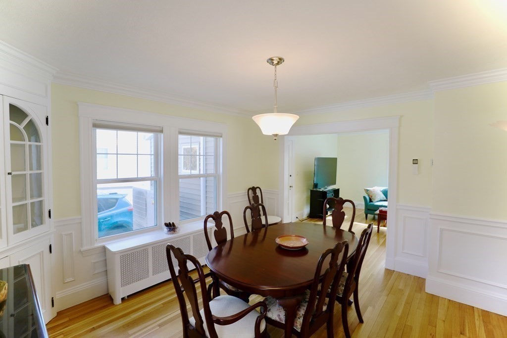63 Canterbury Road Newton, MA 02461 - Photo 3 of 11