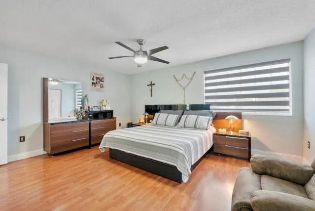 $799,900 | 18811 Northwest 80th Avenue, Hialeah, FL 33015