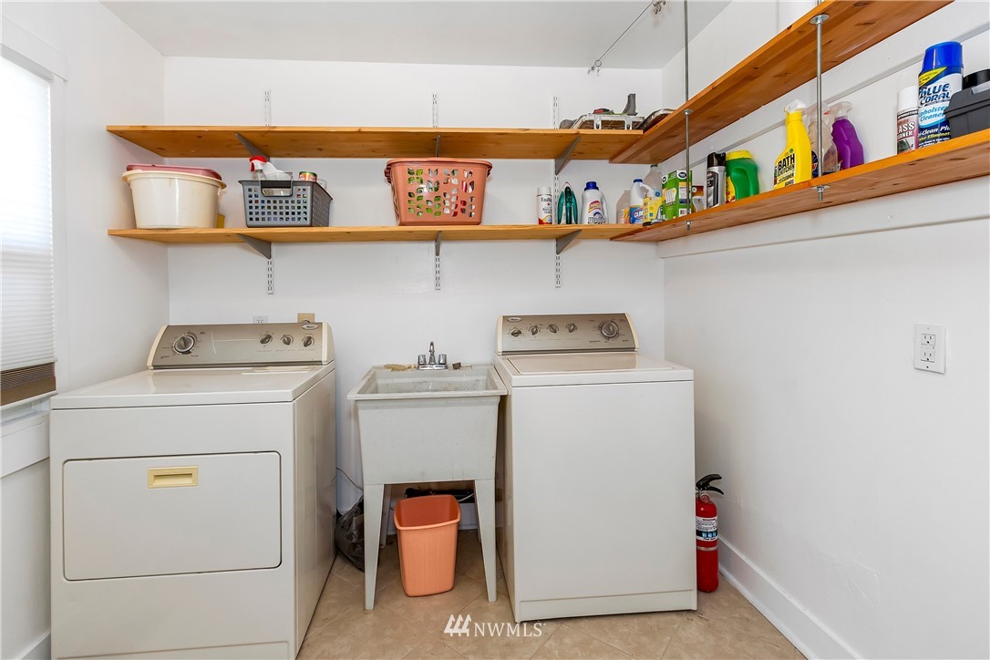 1617 Sheridan Road Bremerton, WA 98310 - Photo 14 of 29 Gallery Image 14