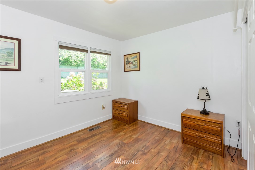 1617 Sheridan Road Bremerton, WA 98310 - Photo 15 of 29 Gallery Image 15