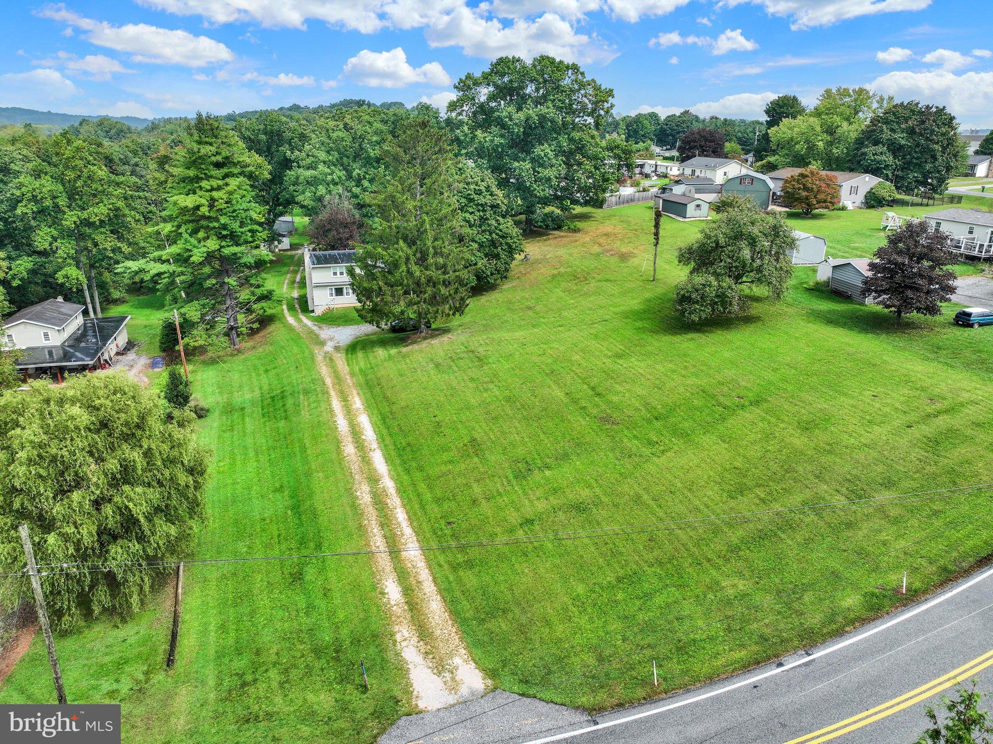375 Cloverleaf Road York, PA 17406 - Photo 31 of 41 Gallery Image 31
