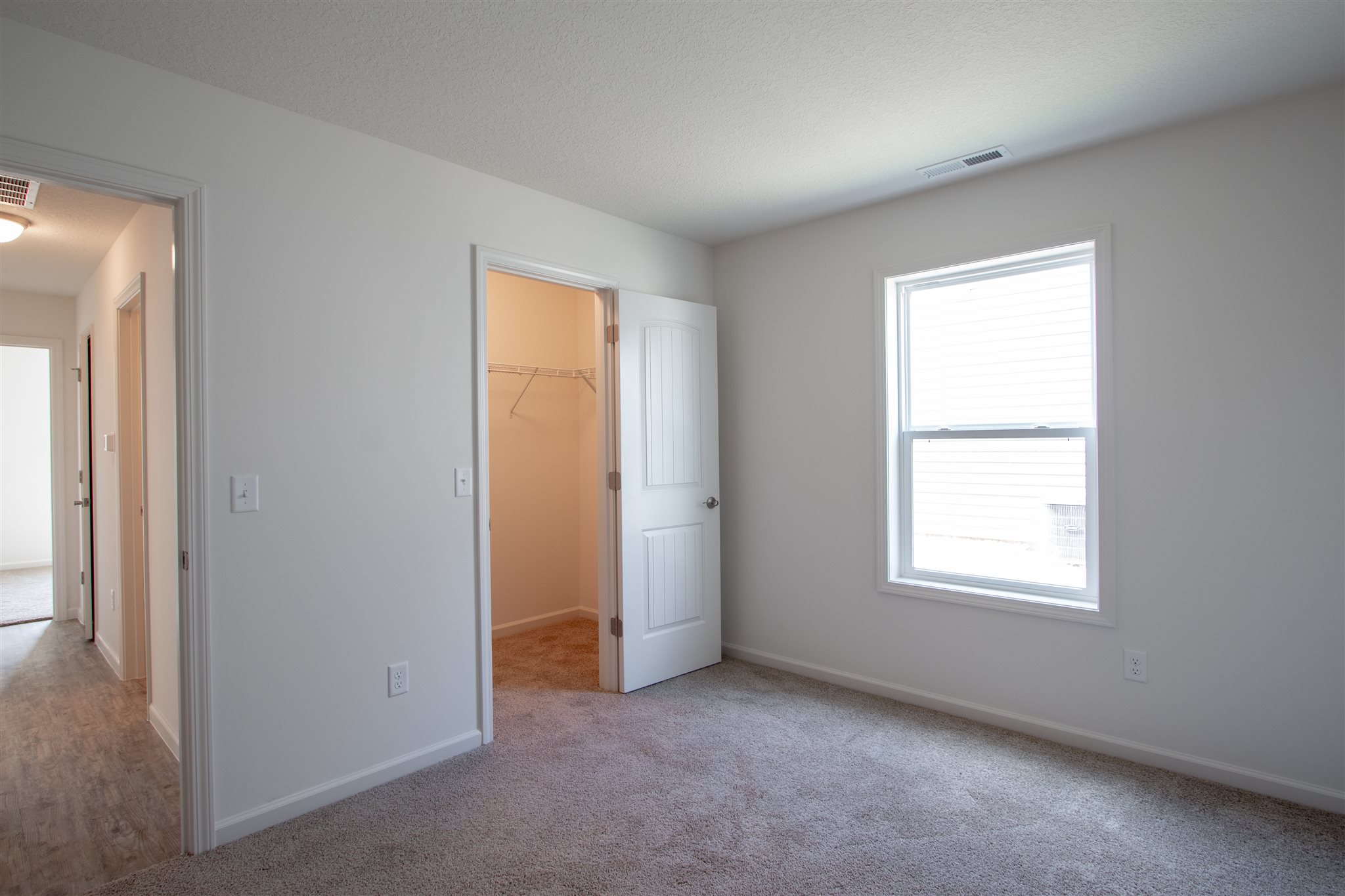 2205 Blue Spring Run Fort Wayne, IN 46808 - Photo 14 of 16 Gallery Image 14