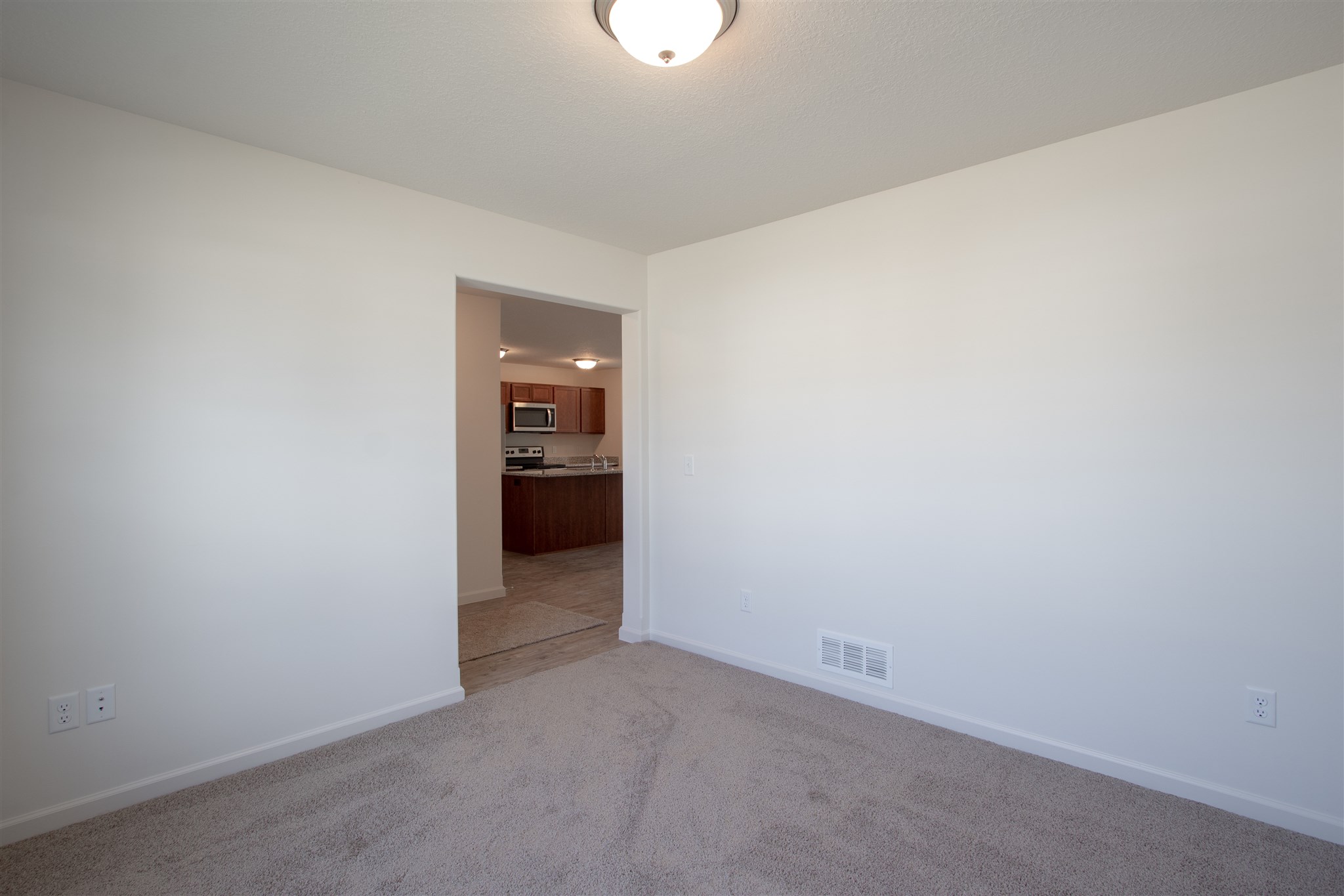 2205 Blue Spring Run Fort Wayne, IN 46808 - Photo 15 of 16 Gallery Image 15