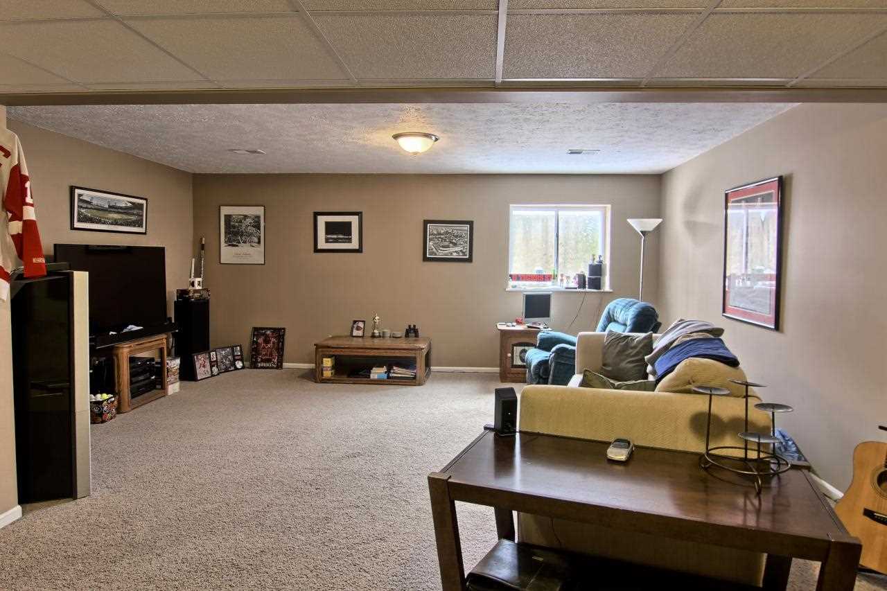 748 Strohm Road Traverse City, MI 49696 - Photo 19 of 26 1813933-18.JPG