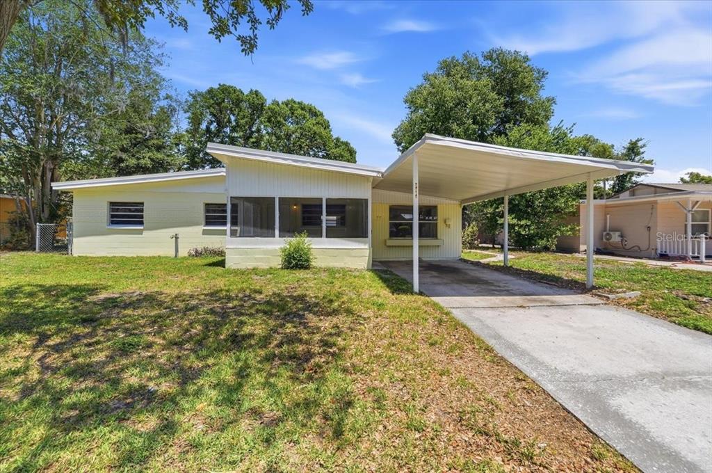 2912 Pineway Avenue Lakeland, FL 33803 - Photo 1 of 51