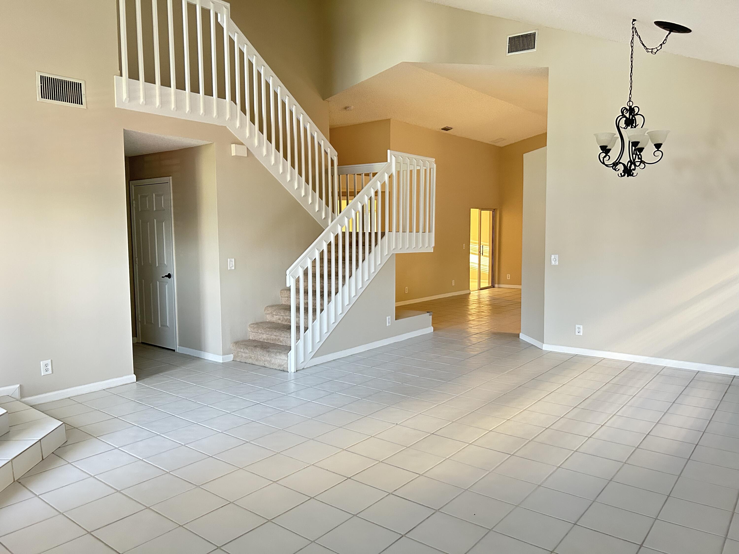 6160 Windlass Circle Boynton Beach, FL 33472 - Photo 4 of 19 Living and Dining Area